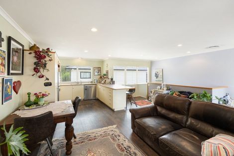 Photo of property in 22c Hunter Street, Hamilton Lake, Hamilton, 3204