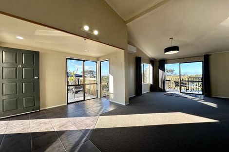 Photo of property in 141 Colwill Road, Massey, Auckland, 0614