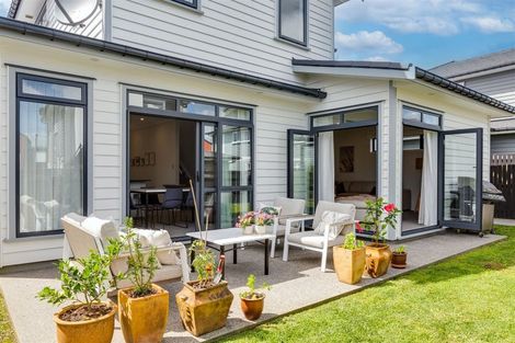 Photo of property in 9 Fort Lincoln Loop, Karaka, Papakura, 2113