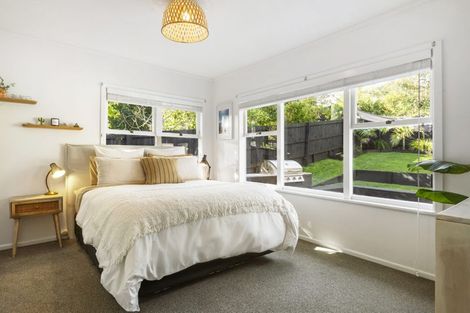 Photo of property in 1/13 Howard Road, Northcote, Auckland, 0627