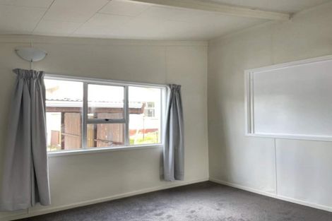 Photo of property in 35b Glengarry Road, Glen Eden, Auckland, 0602
