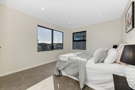 Photo of property in 28 Hearth Street, Flat Bush, 2019