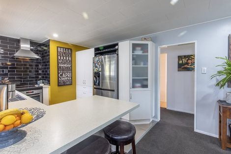 Photo of property in 3 Limbrick Street, Waipawa, 4210