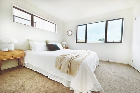 Photo of property in 4/9 Schnapper Rock Road, Greenhithe, Auckland, 0632
