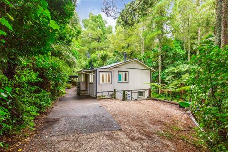 Photo of property in 796 South Titirangi Road, Titirangi, Auckland, 0604