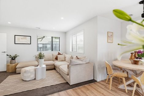 Photo of property in 31 Meadow View Drive, Belfast, Christchurch, 8051