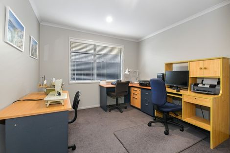 Photo of property in 18 Eastridge Terrace, Huntington, Hamilton, 3210