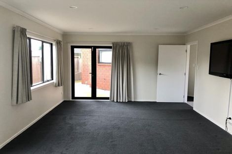 Photo of property in 12u4 Short Street, Claudelands, Hamilton, 3214