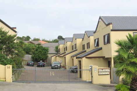 Photo of property in 4/14 Ponderosa Drive, Oteha, Auckland, 0632