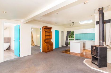 Photo of property in 796 South Titirangi Road, Titirangi, Auckland, 0604