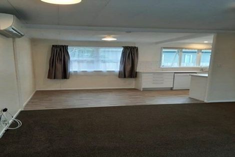 Photo of property in 363 Whangaparaoa Road, Stanmore Bay, Whangaparaoa, 0932