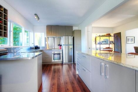 Photo of property in 4 Chatswood Grove, Chatswood, Auckland, 0626