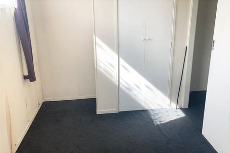 Photo of property in 194 Don Buck Road, Massey, Auckland, 0614