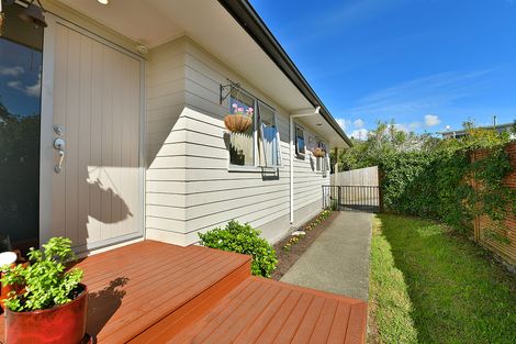 Photo of property in 5a Hammond Avenue, Hatfields Beach, Orewa, 0931