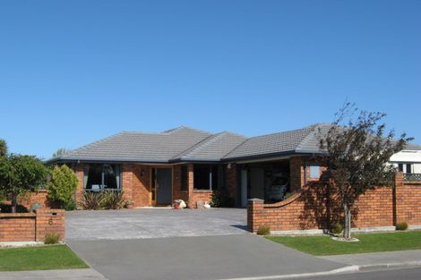 Photo of property in 8 Robert Coup Road, Kaiapoi, 7630