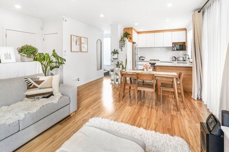 Photo of property in 12u2 Liston Crescent, Hillcrest, Hamilton, 3216