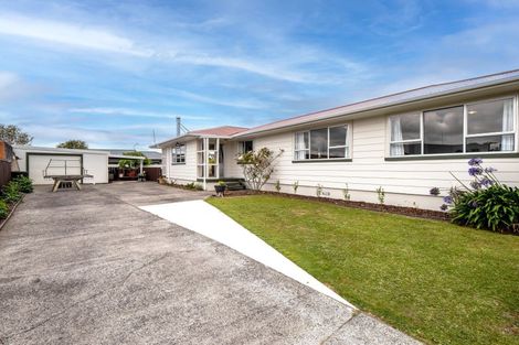 Photo of property in 21 Rewa Street, Inglewood, 4330