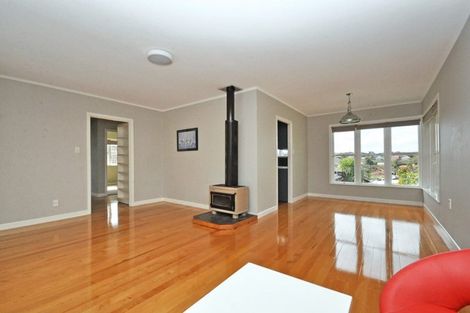Photo of property in 20a Corunna Road, Milford, Auckland, 0620