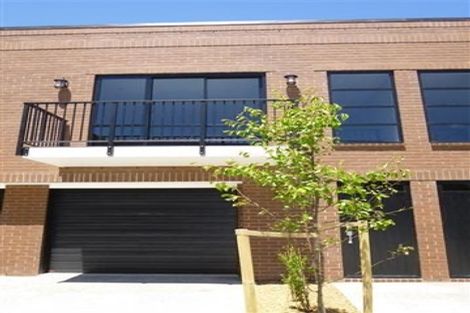 Photo of property in 16 Village Quarter Lane, Frankton, Hamilton, 3204