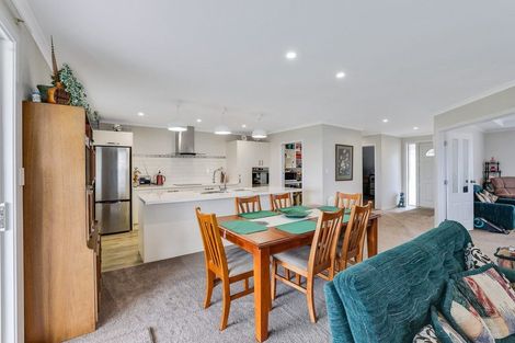 Photo of property in 15 Oak Ridge Drive, Te Awamutu, 3800