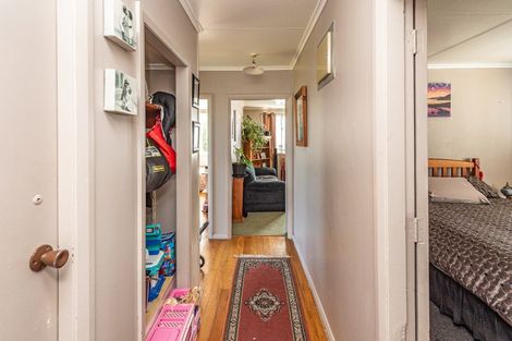 Photo of property in 51 Kowhai Street, Castlecliff, Whanganui, 4501