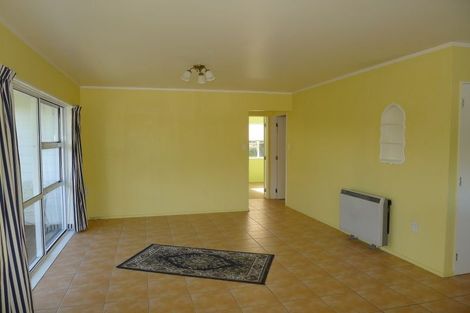 Photo of property in 2 Winara Avenue, Waikanae, 5036