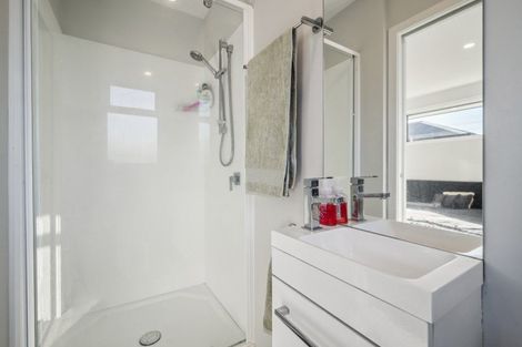 Photo of property in 27 Hinekura Avenue, Taupo, 3330