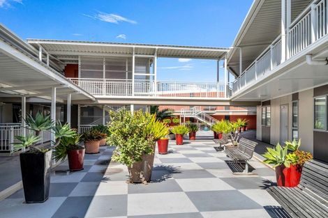 Photo of property in 215/332 Maunganui Road, Mount Maunganui, 3116
