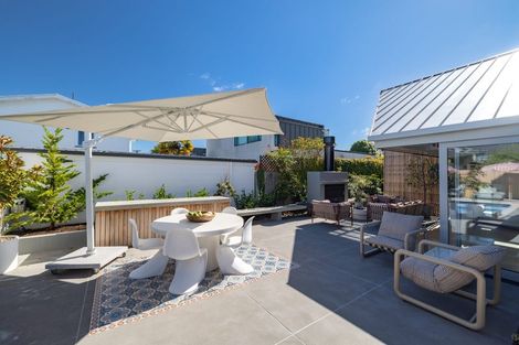 Photo of property in 93 Rugby Street, Merivale, Christchurch, 8014