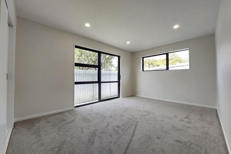 Photo of property in 8b Nandana Drive, Glen Eden, Auckland, 0602