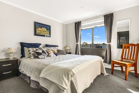 Photo of property in 13b Nellie Drive, Kumeu, 0810