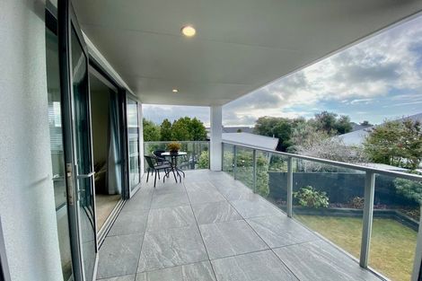 Photo of property in 5 Stoneleigh Green, Parklands, Christchurch, 8083