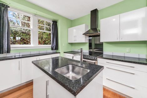 Photo of property in 1/5 Winters Road, Redwood, Christchurch, 8051