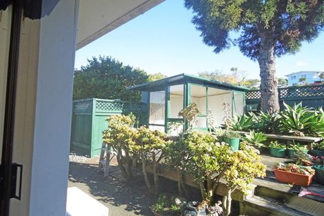 Photo of property in 6 Keldale Place, Forrest Hill, Auckland, 0620