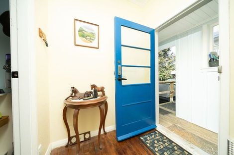 Photo of property in 26 View Road, Hikurangi, 0114