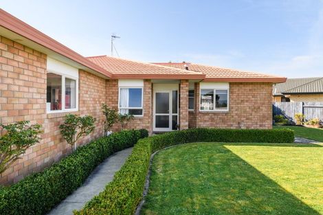 Photo of property in 101 Peter Hall Drive, Kelvin Grove, Palmerston North, 4414