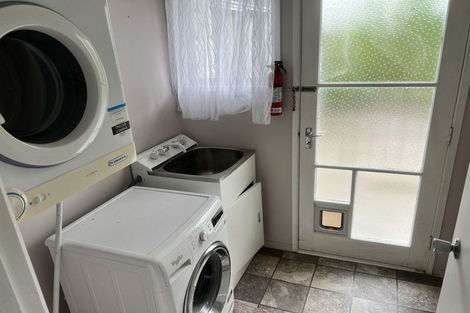 Photo of property in 73 Hartley Terrace, Massey, Auckland, 0614