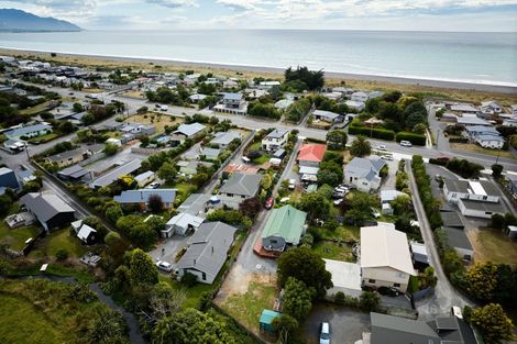 Photo of property in 159 Beach Road, Kaikoura, 7300