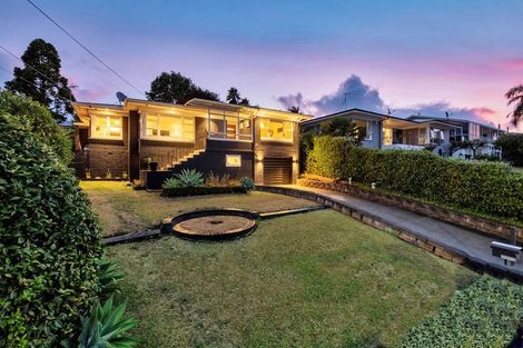 Photo of property in 10 Hamlet Place, Pukekohe, 2120