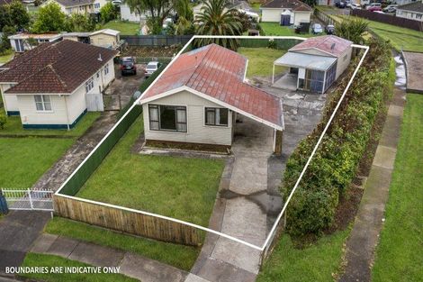 Photo of property in 48 Convair Crescent, Mangere, Auckland, 2022