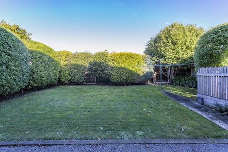 Photo of property in 2/26 Camberwell Place, Avonhead, Christchurch, 8042