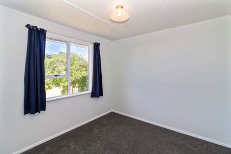 Photo of property in 20 Rospeath Crescent, Spotswood, New Plymouth, 4310