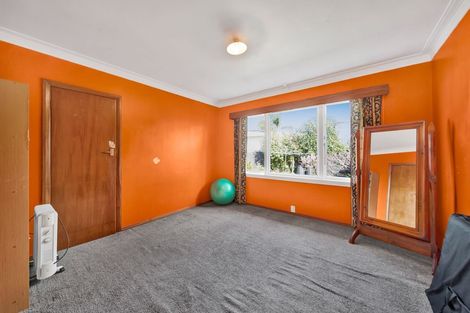 Photo of property in 221 South Road, Spotswood, New Plymouth, 4310