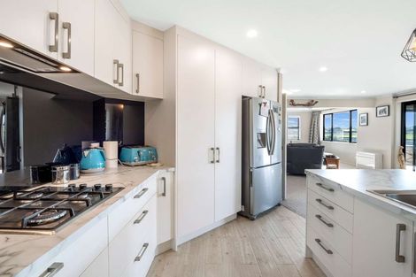 Photo of property in 1 Morrell Street, Tawhero, Whanganui, 4501