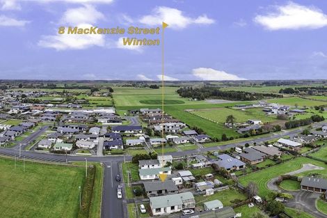 Photo of property in 8 Mackenzie Street, Winton, 9720