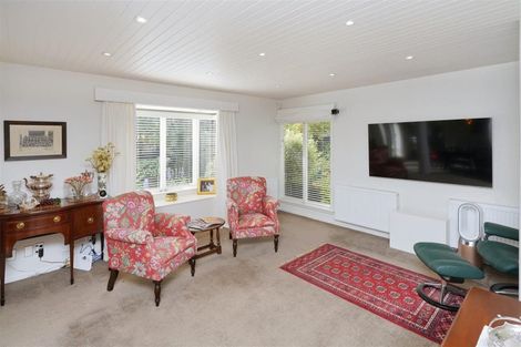 Photo of property in 127 Fendalton Road, Fendalton, Christchurch, 8014