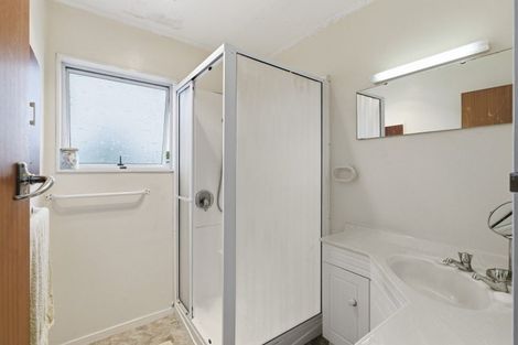 Photo of property in 2 Awatea Street, Castlecliff, Whanganui, 4501