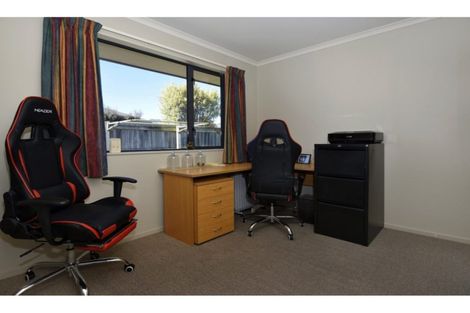 Photo of property in 31 Monaco View, Stoke, Nelson, 7011