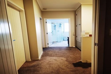 Photo of property in 19u1 Collins Avenue, Tawa, Wellington, 5028