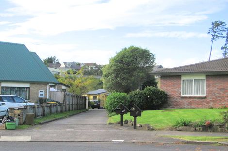 Photo of property in 21 Solana Court, Botany Downs, Auckland, 2010